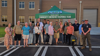 Group photo of the CERT graduates